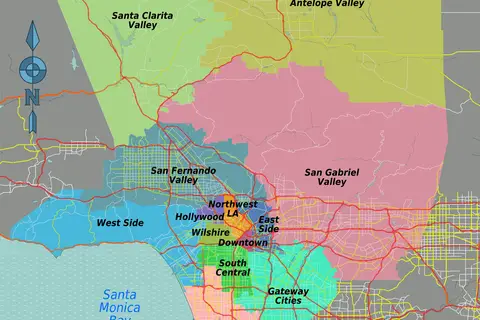 Map: La Districts Map