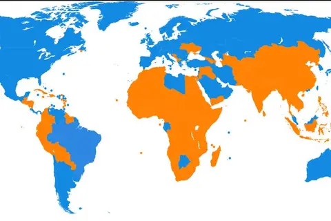 Map: World map showing countries above and below the world GDP (PPP) per capita, $10,700 in 2010